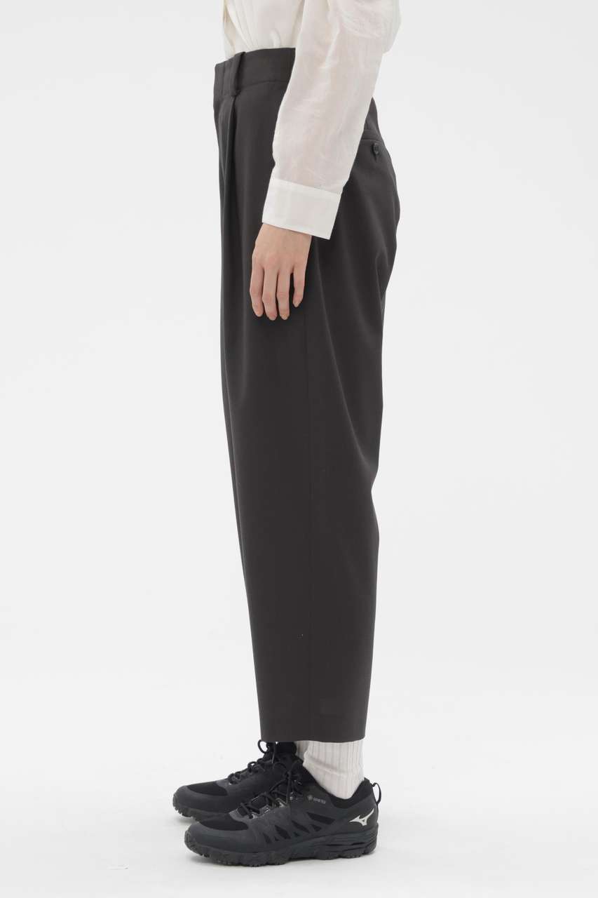MARGARET HOWELL(マーガレット・ハウエル)｜TWISTED WOOL TROUSERS