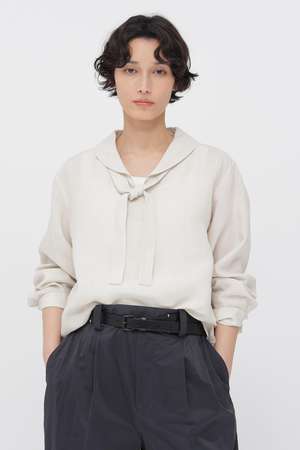 マーガレット・ハウエル/MARGARET HOWELLのSHIRTING LINEN SHIRT(110400/110403)