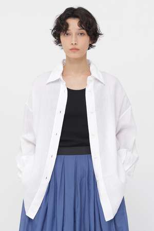 マーガレット・ハウエル/MARGARET HOWELLのSHIRTING LINEN SHIRT(110400/110403)