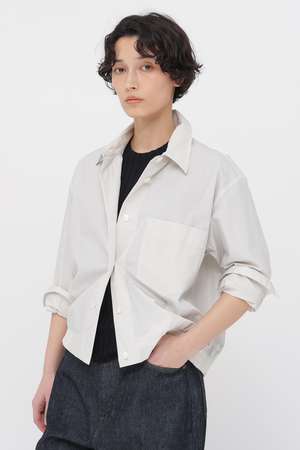 マーガレット・ハウエル/MARGARET HOWELLのCOTTON NYLON POPLIN SHIRT(110400/110403)