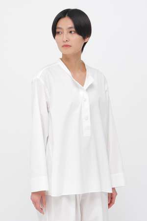 マーガレット・ハウエル/MARGARET HOWELLのPLAIN POPLIN SHIRT(110400/110403)