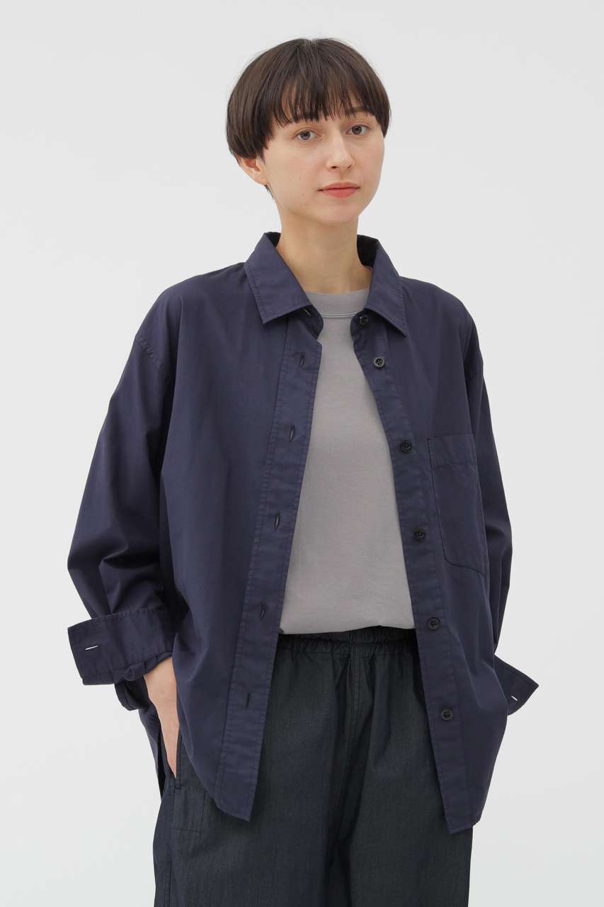 マーガレット・ハウエル/MARGARET HOWELLのGARMENT DYE COTTON SHIRTING SHIRT(ネイビー/5955253205)