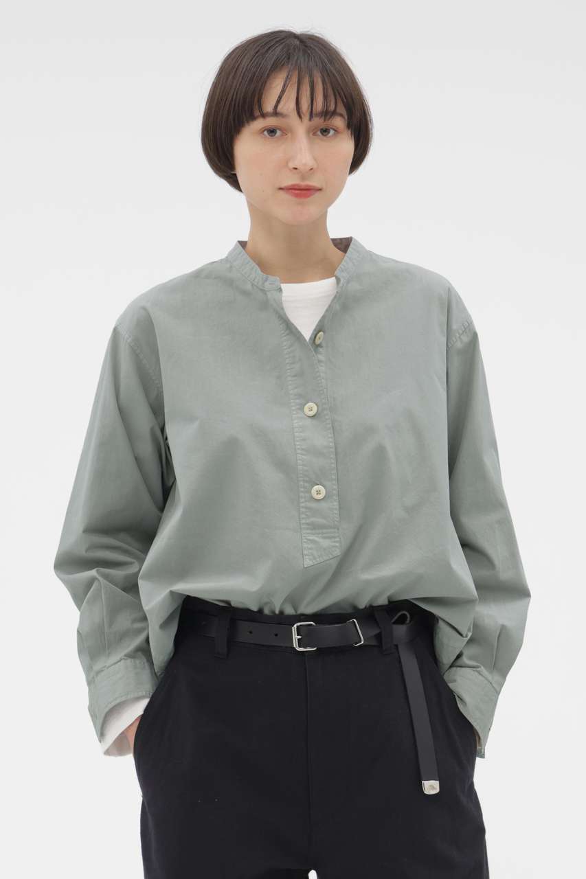 マーガレット・ハウエル/MARGARET HOWELLのCOMPACT COTTON POPLIN SHIRT(グリーン/5956153201)