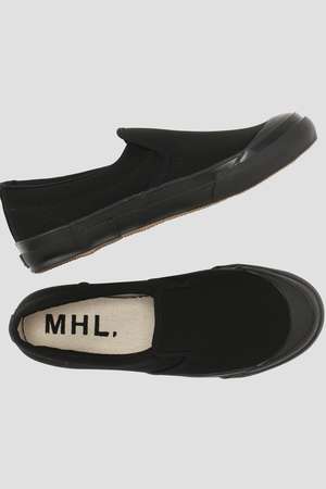 マーガレット・ハウエル/MARGARET HOWELLのCOTTON CANVAS SLIP-ON SHOES(130400/130403)