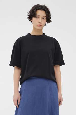 マーガレット・ハウエル/MARGARET HOWELLのLIGHT DENSE COTTON JERSEY TOP(110100/110102)