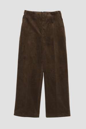 マーガレット・ハウエル/MARGARET HOWELLの8 WALE CORDUROY TROUSERS(110600/110601)