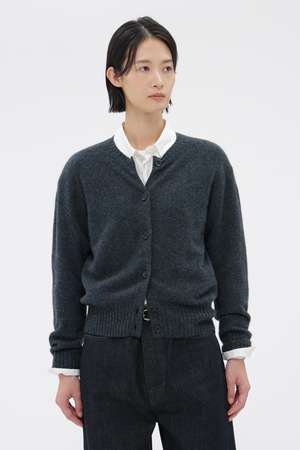 マーガレット・ハウエル/MARGARET HOWELLのTWISTED CASHMERE WOOL KNITWEAR(110300/110303)
