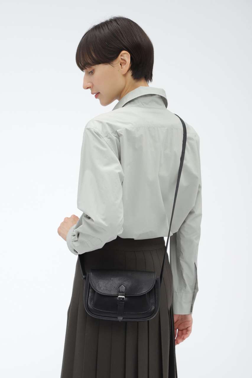 マーガレット・ハウエル/MARGARET HOWELLのSADDLE LEATHER BAG(ブラック/5784271001)