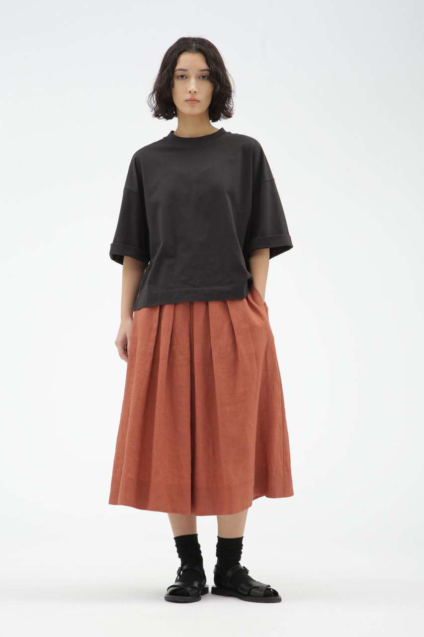 MARGARET HOWELL(マーガレット・ハウエル)｜LIGHT LINEN/レッド の通販