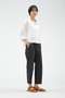 PLAIN WEAVE COTTON LINEN TROUSERS マーガレット・ハウエル/MARGARET HOWELL グレー