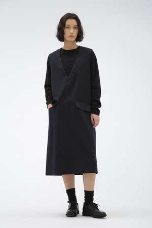 マーガレット・ハウエル/MARGARET HOWELLのDRY WOOL TWILL CHAMBRAY(110500/110503)