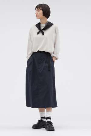 マーガレット・ハウエル/MARGARET HOWELLのWASHED COTTON NYLON SKIRT(110700/110702)