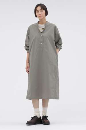 マーガレット・ハウエル/MARGARET HOWELLの【予約販売】END ON END WEAVE COTTON DRESS(110500/110503)