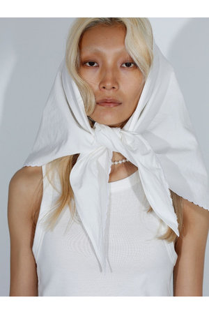 マディソンブルー/MADISONBLUEの【予約販売】SCARF SCALLOPED EMBROIDERY C/LI スカラップ刺繍スカーフ(140100/140103)