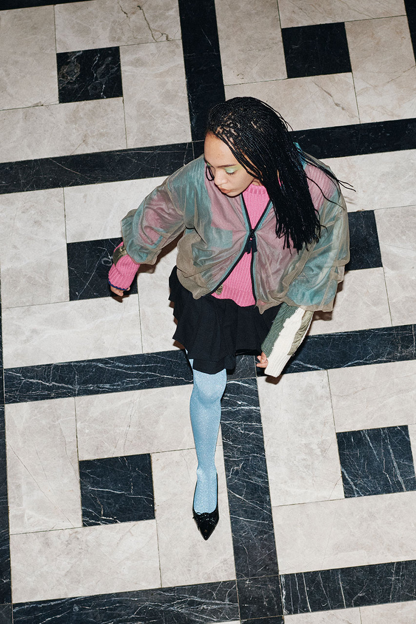 Daniella & GEMMA(ダニエラ＆ジェマ)｜パンチングポインテッドパンプス