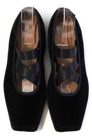 ダニエラ＆ジェマ/Daniella & GEMMAのスクエアバレエフラットパンプス