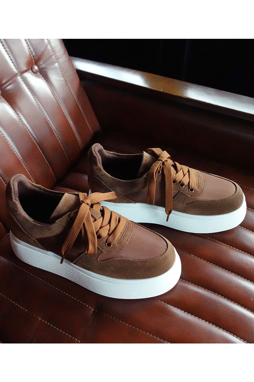 ダニエラ＆ジェマ/Daniella ＆ GEMMAの【AKIKO KIZU×Daniella&GEMMA】ボリュームスニーカー(ブラウン/GE25555)