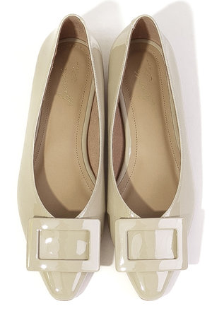 ダニエラ＆ジェマ/Daniella & GEMMAの【予約販売】【レイン対応】バックルモチーフパンプス(130100/130101)