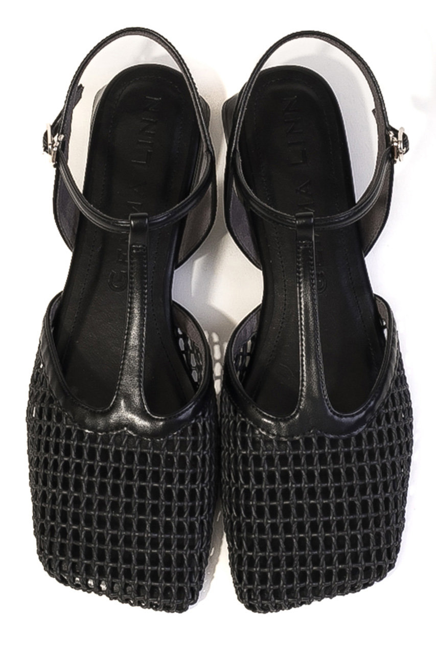 ダニエラ＆ジェマ/Daniella & GEMMAの【予約販売】Tストラップメッシュサンダル(ブラック/GE26273)