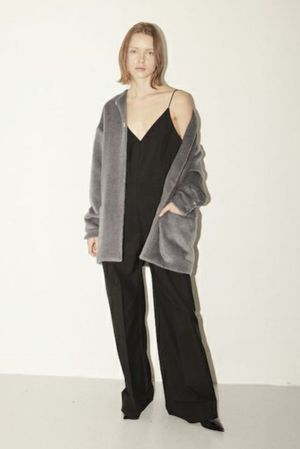 ダブルクロスジャンプスーツ