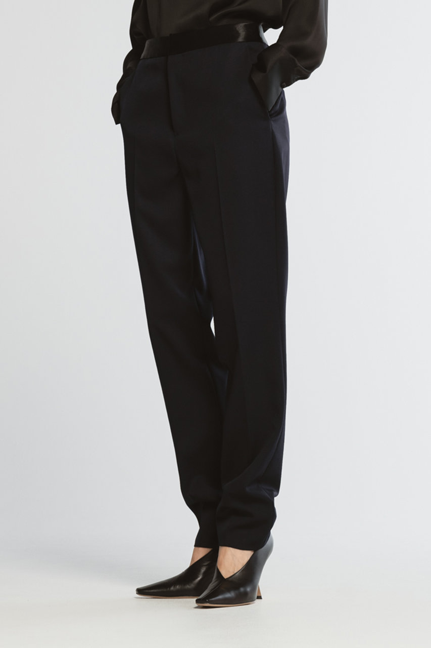 CINOH(チノ)｜BLACK FORMAL テーパードパンツ/ネイビー の通販