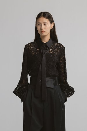 チノ/CINOHの【BLACK FORMAL】レース ボウタイ シャツ(110400/110403)