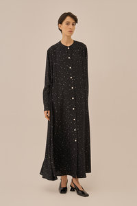 【新品・定価6万】AKIRANAKA アキラナカ シアードット シャツドレス黒 AKIRANAKA｜アキラナカの通販｜ELLE SHOP (エル・ショップ)