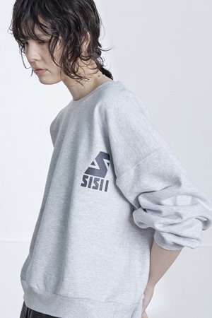 シシ/sisiiの【UNISEX】【sisii×HESTRADA Gee-Wiz】CROPPED P クルーネックスウェット(110100/110105)