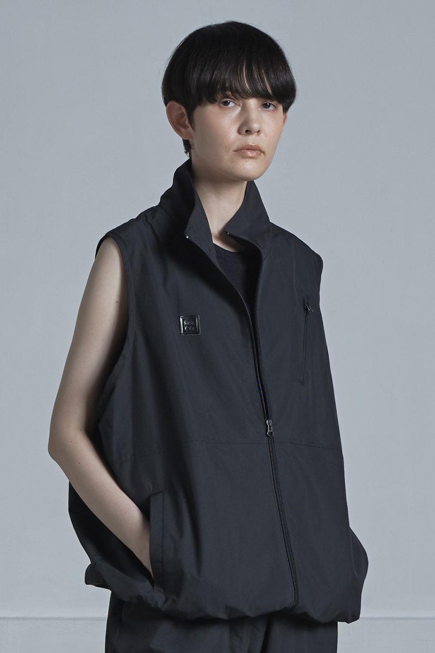 sisii(シシ)｜【UNISEX】ハイネックベスト/ブラック の通販｜ELLESHOP