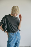 フリルスリーブTシャツ