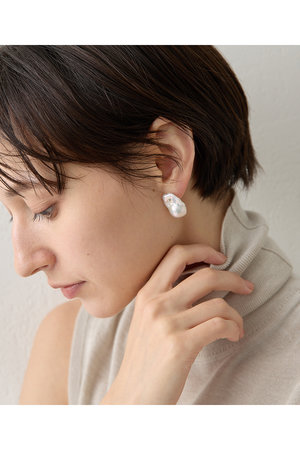 美品【Whim Gazette/ウィムガゼット】ピアス Hoaw.】Tiny Ball ピアス | Whim Gazette(ウィム ガゼット