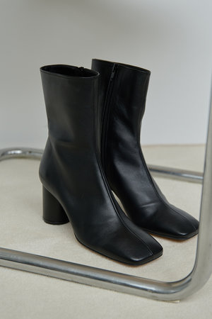 ウィムガゼットゼブラ柄ミュール 約5cmヒール Whim Gazette｜ウィム ガゼットのシューズ通販｜ELLE SHOP (エル