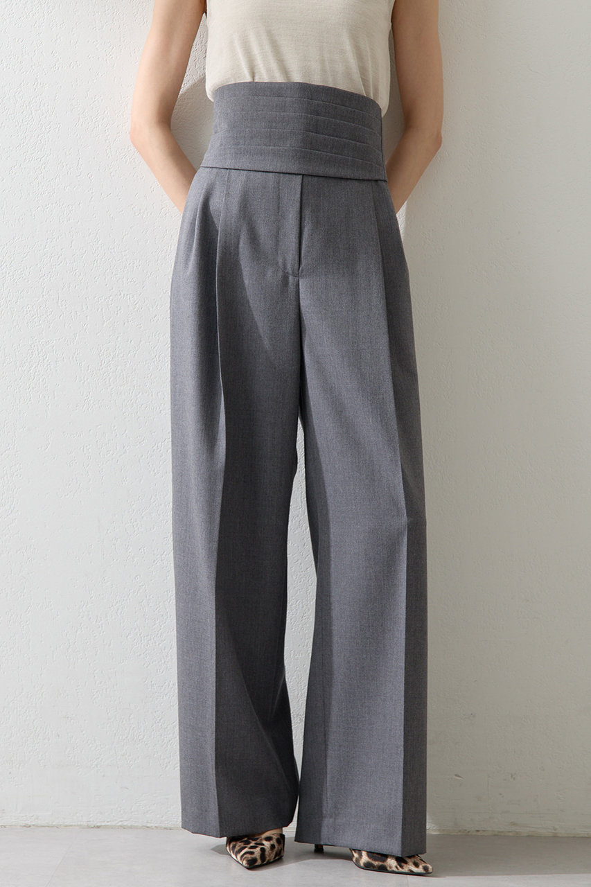 カマーベルトタックパンツ