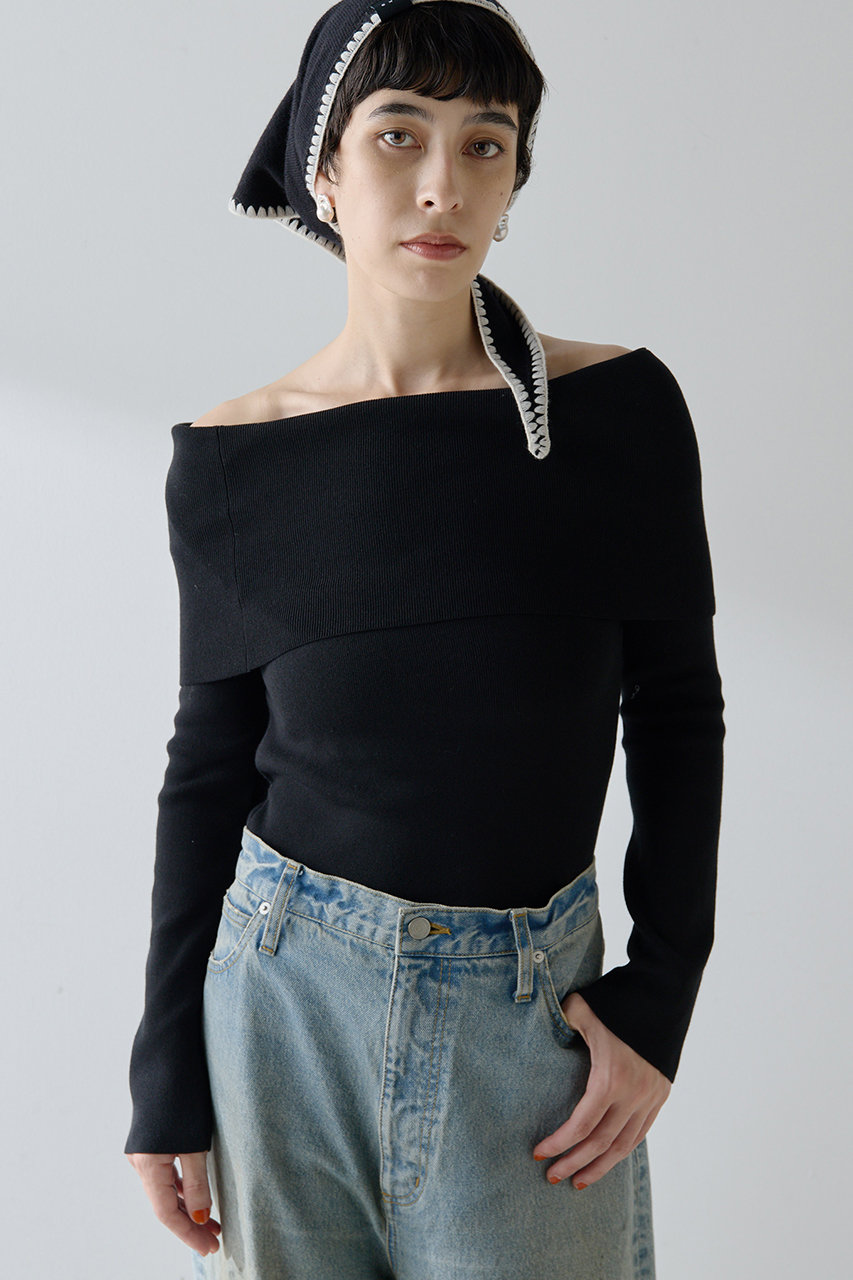 オフショルニットプルオーバー