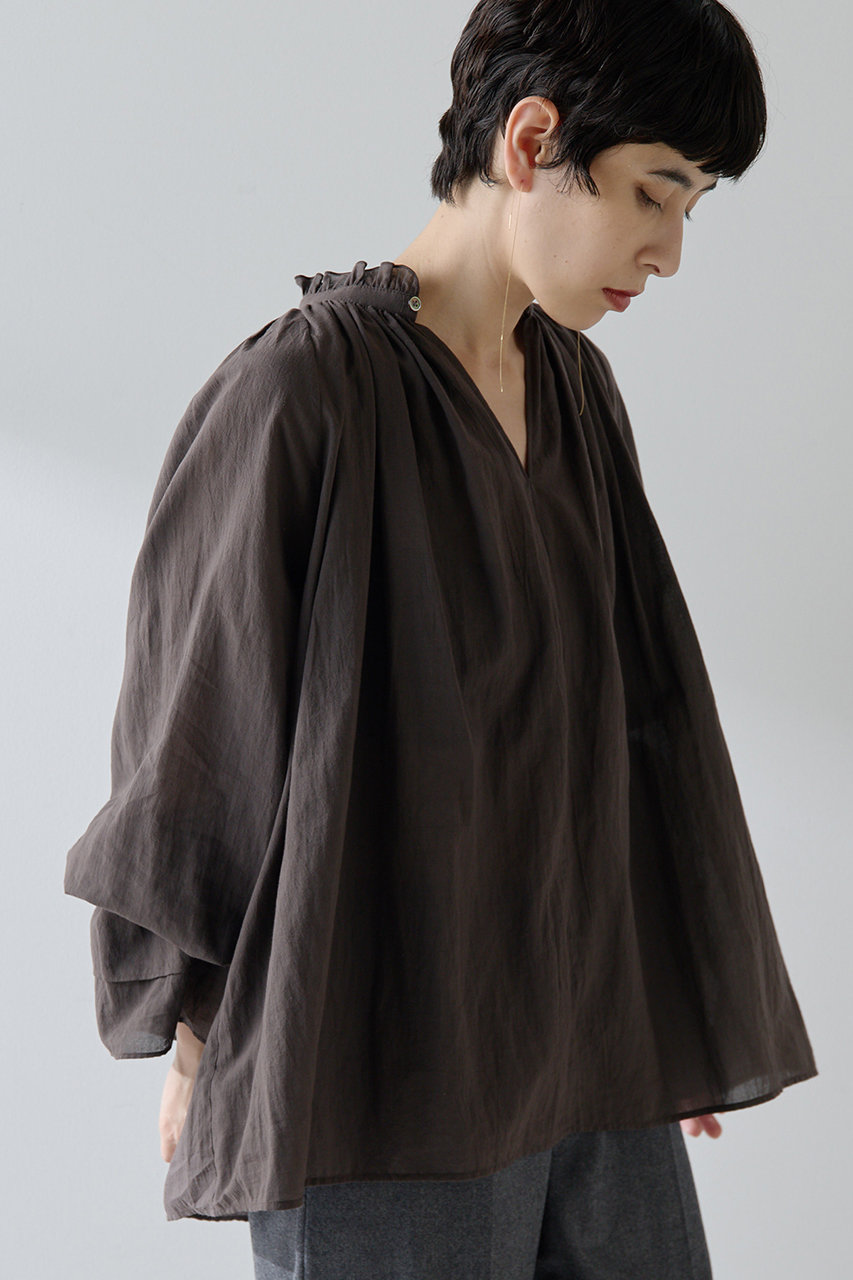 Whim Gazette(ウィム ガゼット)｜カフスギャザーブラウス/ブラウン の