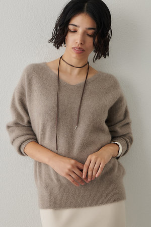 ウィム ガゼット/Whim GazetteのF/W Vネックプルオーバー(110300/110301)