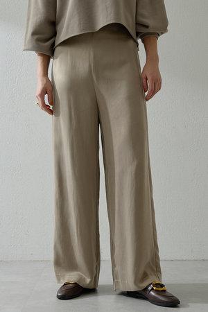 ウィム ガゼット/Whim Gazetteのフィブリルパンツ(110600/110601)