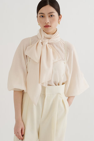 ウィム ガゼット/Whim Gazetteの【予約販売】シフォンボウタイブラウス(110400/110403)