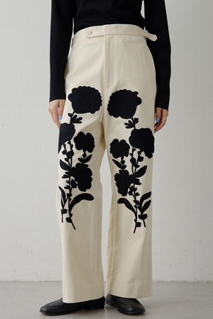 ウィム ガゼット/Whim Gazetteの【予約販売】コード刺繍パンツ(110600/110601)