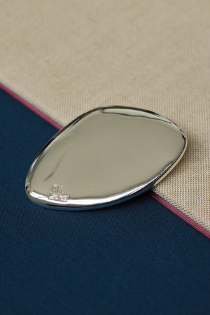 ウィム ガゼット/Whim Gazetteの【予約販売】【Hoaw.】Oval brooch(150500/150502)