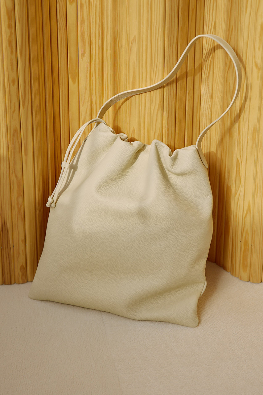 ウィム ガゼット/Whim Gazetteの【予約販売】【Hoaw.】ギャザーショルダーバッグ(アイボリー/WGH1052612A0002)