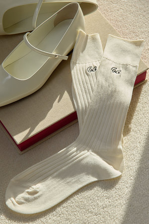 ウィム ガゼット/Whim Gazetteの【予約販売】刺繍ソックス(140700/140701)