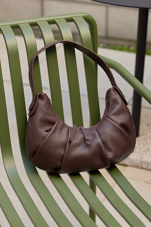 ウィム ガゼット/Whim Gazetteの【予約販売】【Hoaw.】ホーボーバッグ(120100/120101)