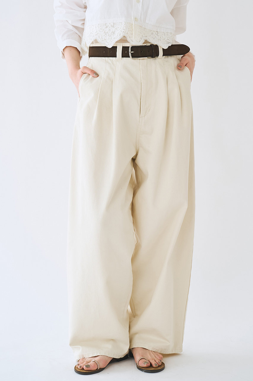 ウィム ガゼット/Whim Gazetteの【予約販売】タックチノパンツ(オフホワイト/WGZ1061202A0009)