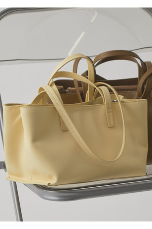 ウィム ガゼット/Whim Gazetteの【予約販売】【Hoaw.】WIDE HANDBAG S