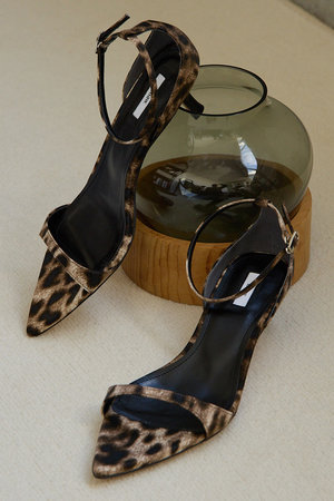 ウィム ガゼット/Whim Gazetteの【予約販売】【Hoaw.】LEOストラップサンダル(130200/130201)