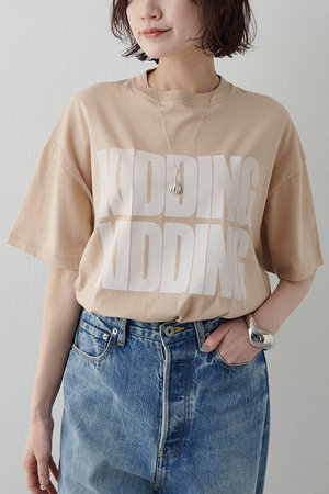 ウィム ガゼット/Whim Gazetteの【予約販売】KIDDINGロゴTシャツ(110100/110102)