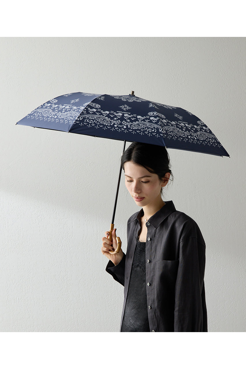 No.74 ブルーな雨とアジサイの傘スワッグ❁ Whim Gazette(ウィム ガゼット)｜バンダナ柄傘/ネイビー の通販