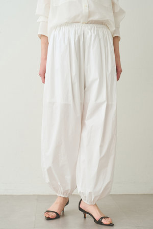 ウィム ガゼット/Whim Gazetteのタイプライターバレルパンツ(110600/110601)