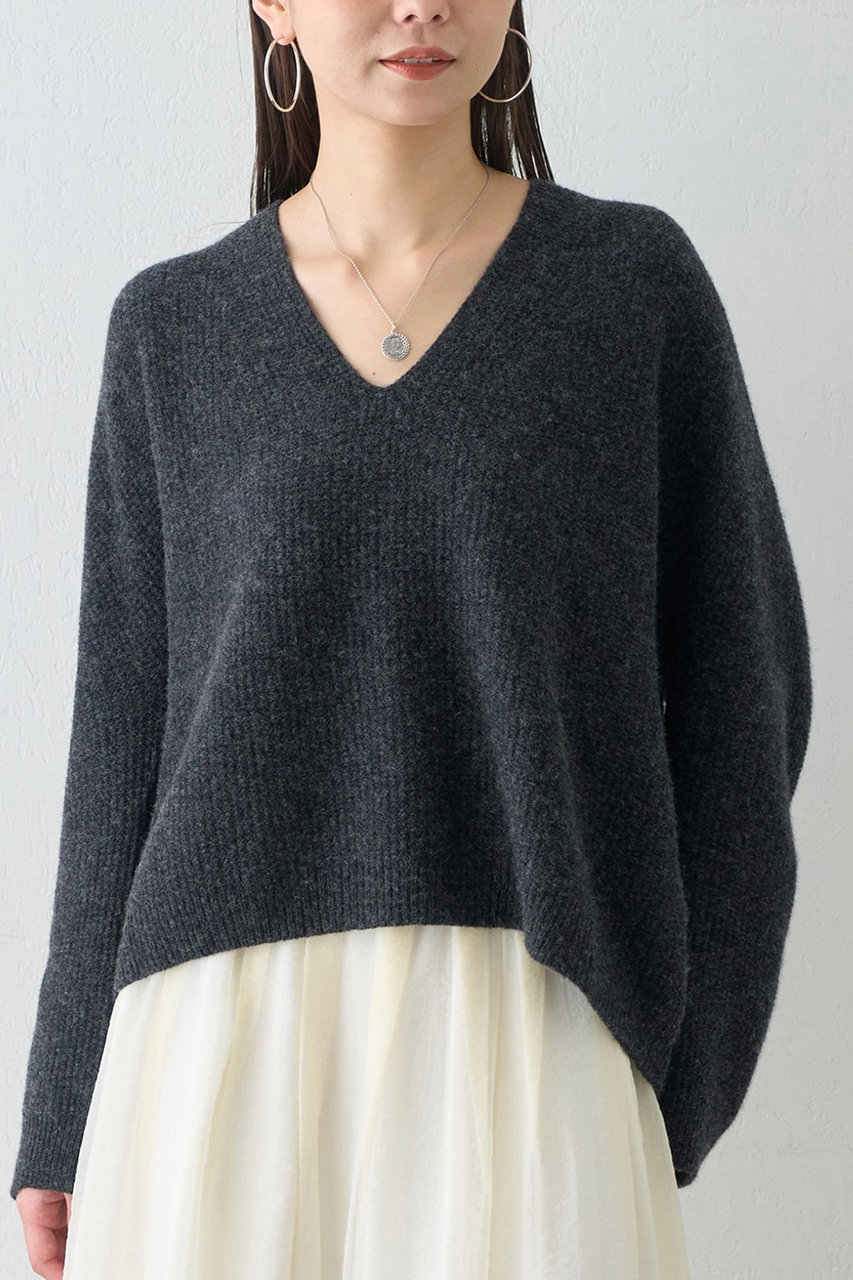 Whim Gazette 【Drawing Numbers】スリットVネックホールニット (チャコールグレー, 38) ウィム ガゼット ELLE SHOP